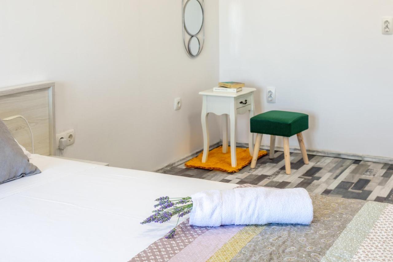 Apartments Luksa - Zf Hvar Hvar Town Extérieur photo