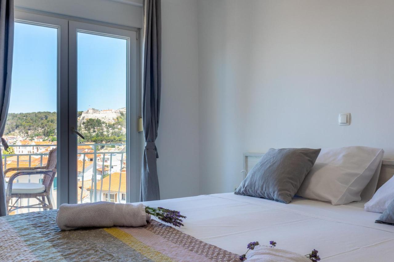 Apartments Luksa - Zf Hvar Hvar Town Extérieur photo