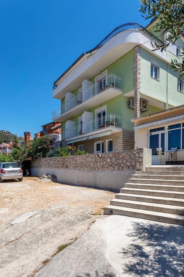 Apartments Luksa - Zf Hvar Hvar Town Extérieur photo