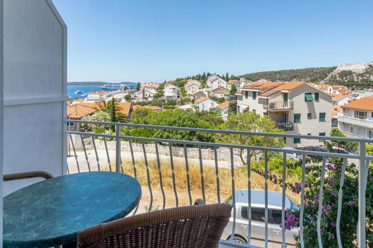 Apartments Luksa - Zf Hvar Hvar Town Extérieur photo