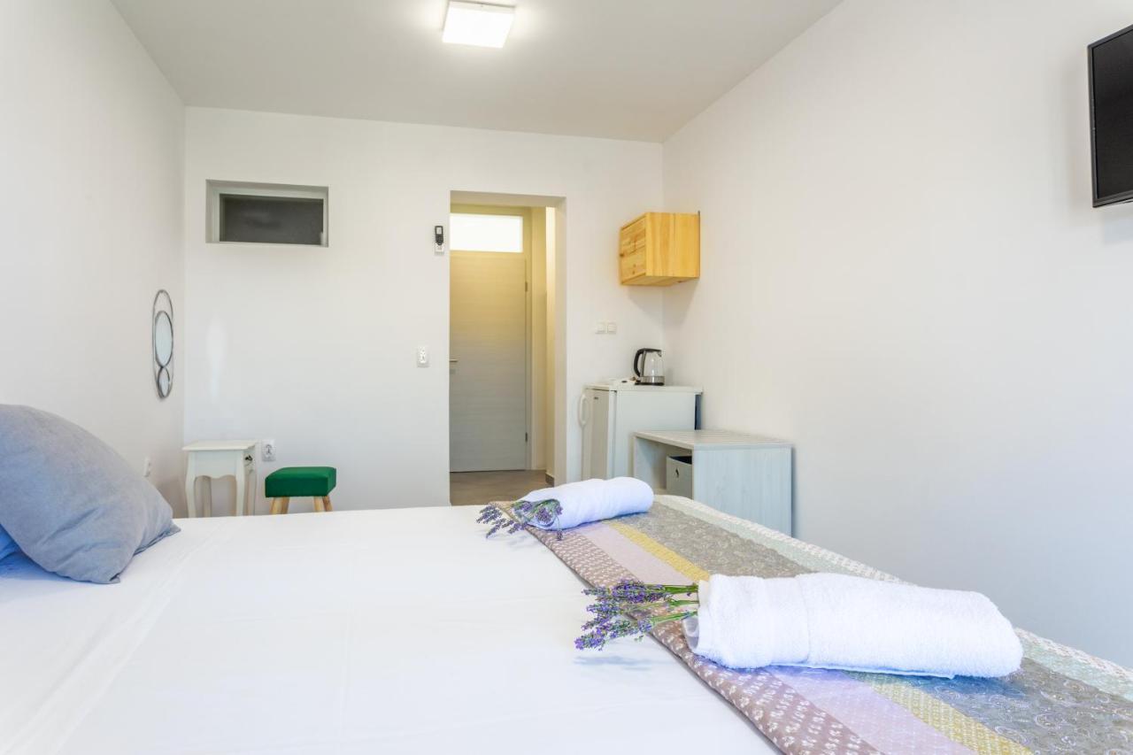 Apartments Luksa - Zf Hvar Hvar Town Extérieur photo